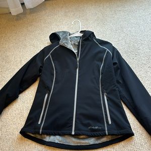 BARELY WORN FUZZY EDDIE BAUER BLACK ZIP UP